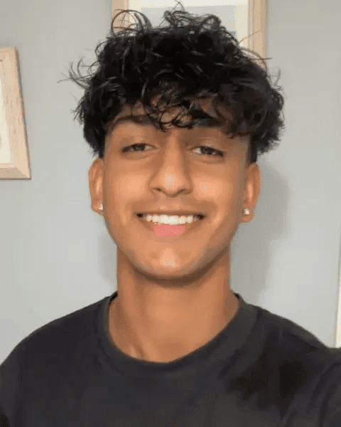 Portrait of Aarnav Trivedi.